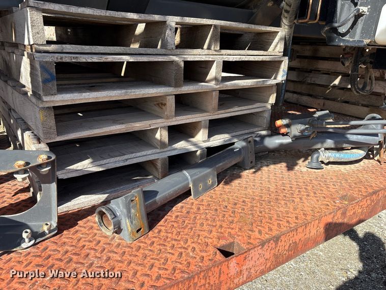 image for item FK1006 AGCO sprayer bed