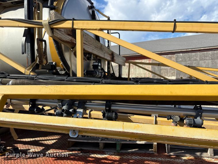 image for item FK1006 AGCO sprayer bed