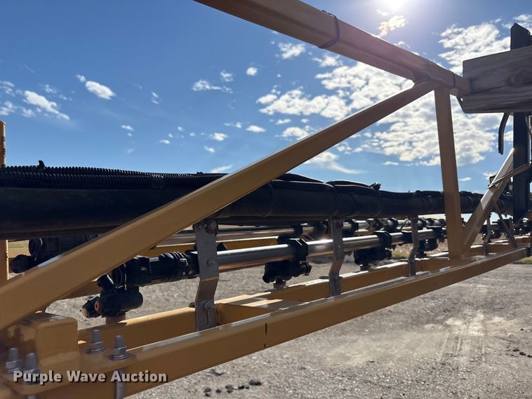 image for item FK1006 AGCO sprayer bed