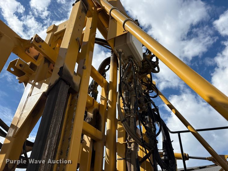 image for item FK1006 AGCO sprayer bed