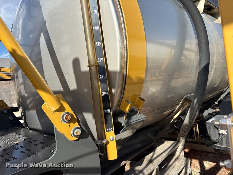 image for item FK1006 AGCO sprayer bed