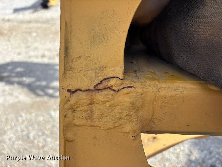 image for item FK1006 AGCO sprayer bed