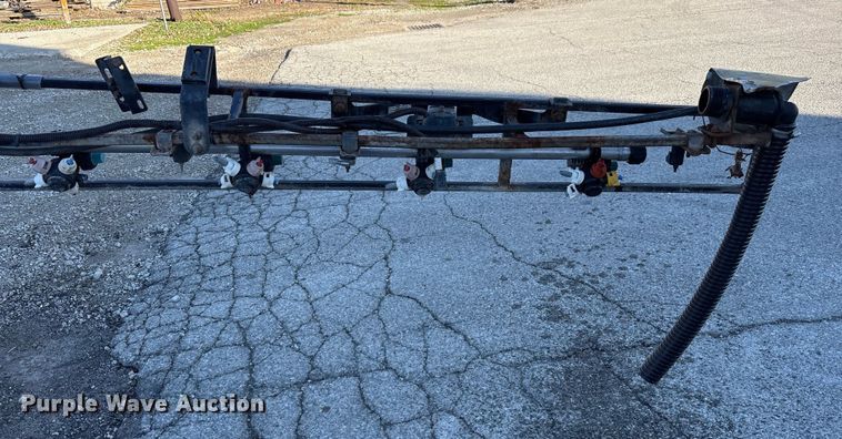 image for item FK1007 2011 John Deere 4830 sprayer