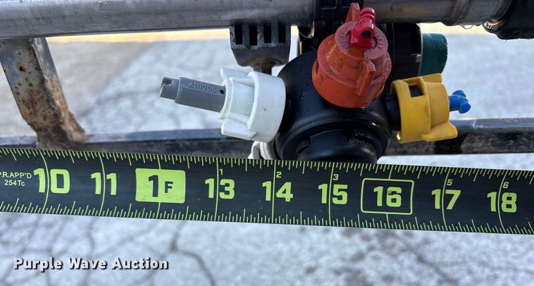 image for item FK1007 2011 John Deere 4830 sprayer