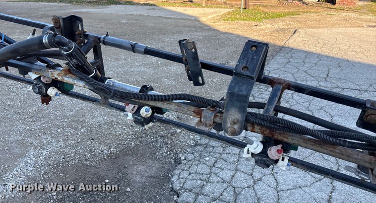 image for item FK1007 2011 John Deere 4830 sprayer