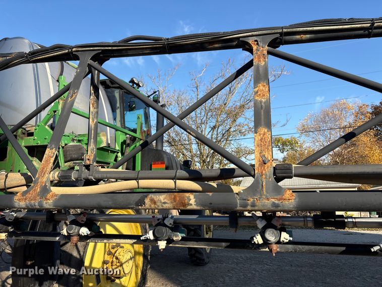image for item FK1007 2011 John Deere 4830 sprayer