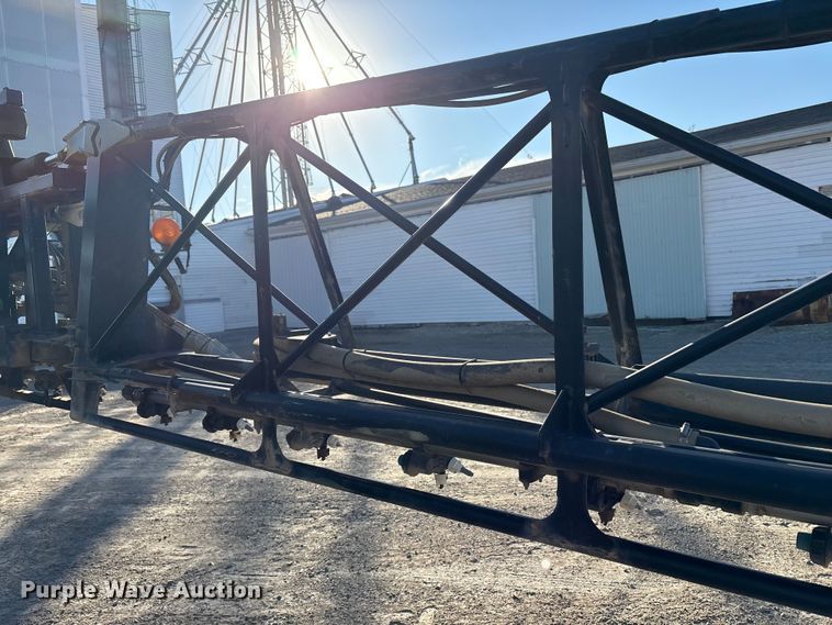 image for item FK1007 2011 John Deere 4830 sprayer