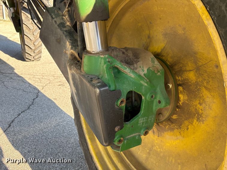 image for item FK1007 2011 John Deere 4830 sprayer