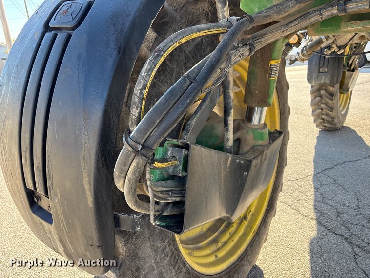 image for item FK1007 2011 John Deere 4830 sprayer