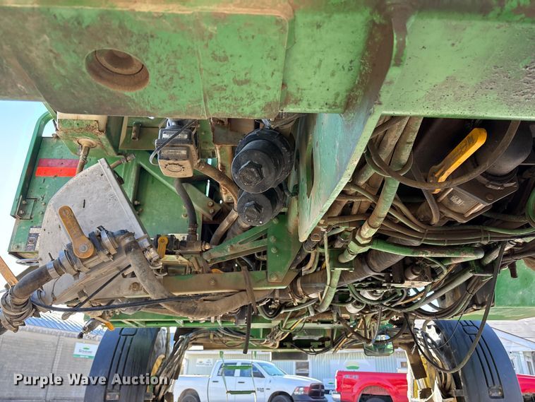 image for item FK1007 2011 John Deere 4830 sprayer