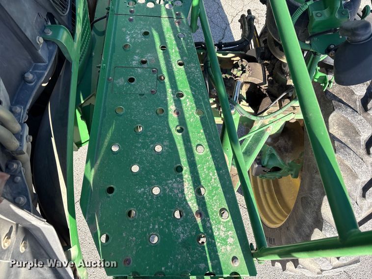 image for item FK1007 2011 John Deere 4830 sprayer