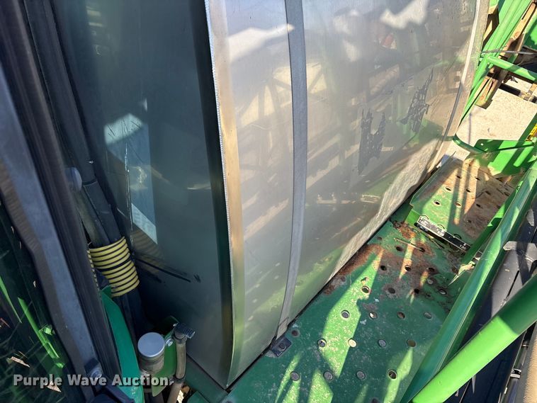 image for item FK1007 2011 John Deere 4830 sprayer