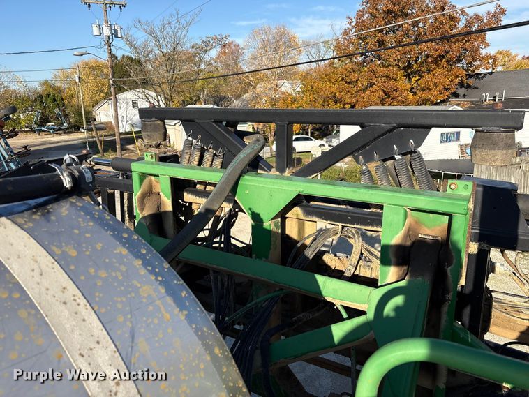 image for item FK1007 2011 John Deere 4830 sprayer