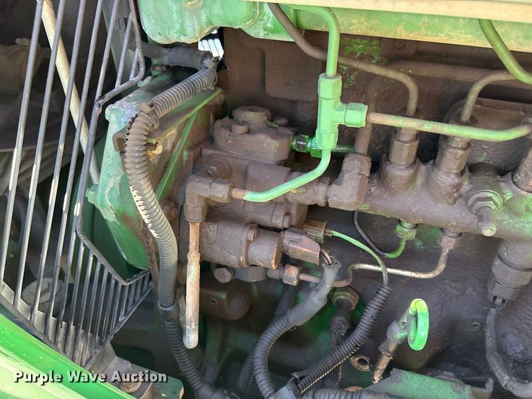 image for item FK1007 2011 John Deere 4830 sprayer