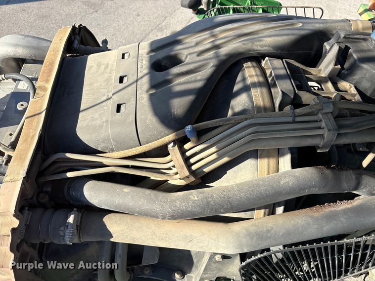 image for item FK1007 2011 John Deere 4830 sprayer