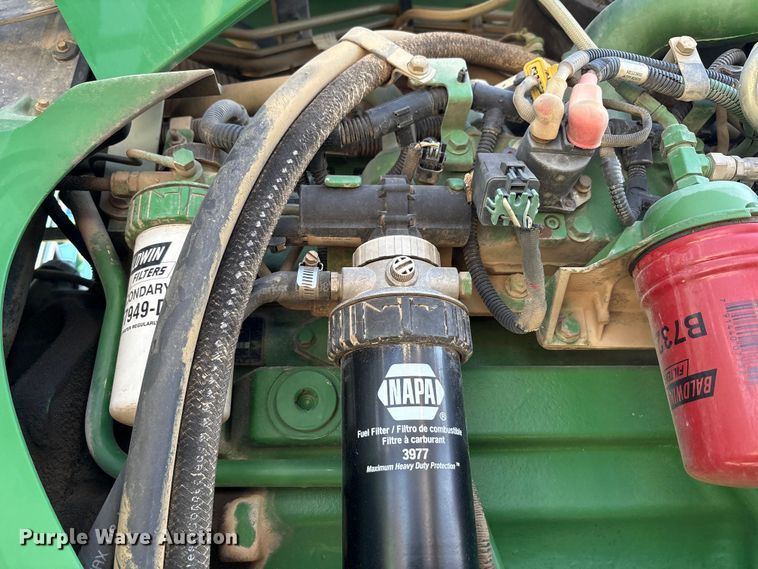 image for item FK1007 2011 John Deere 4830 sprayer