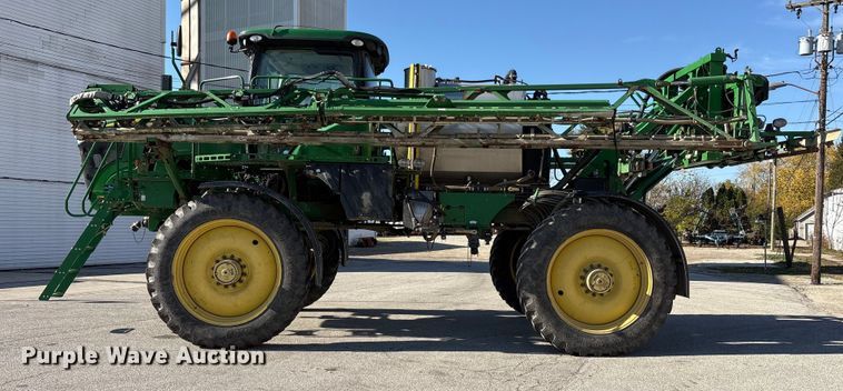 image for item FK1008 2016 John Deere R4038 sprayer