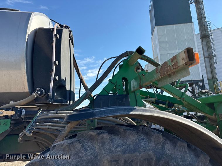 image for item FK1008 2016 John Deere R4038 sprayer