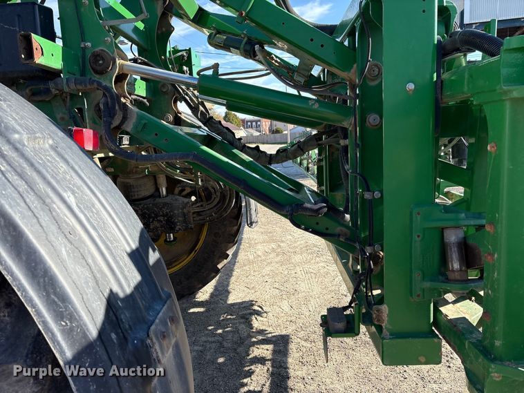 image for item FK1008 2016 John Deere R4038 sprayer