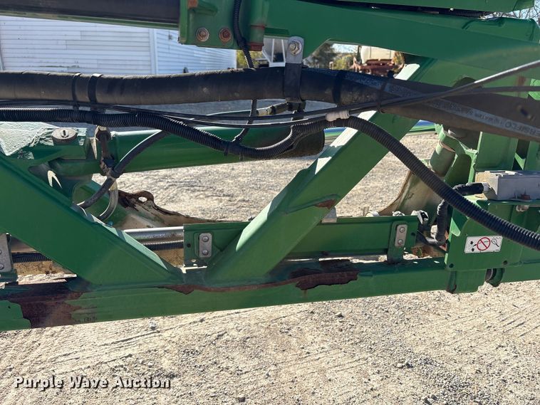 image for item FK1008 2016 John Deere R4038 sprayer