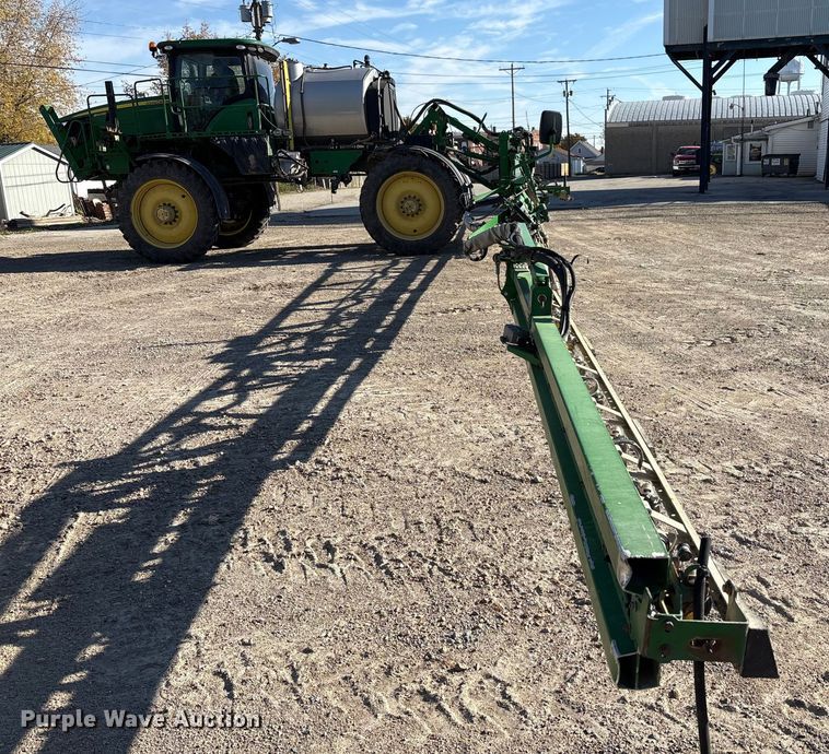image for item FK1008 2016 John Deere R4038 sprayer