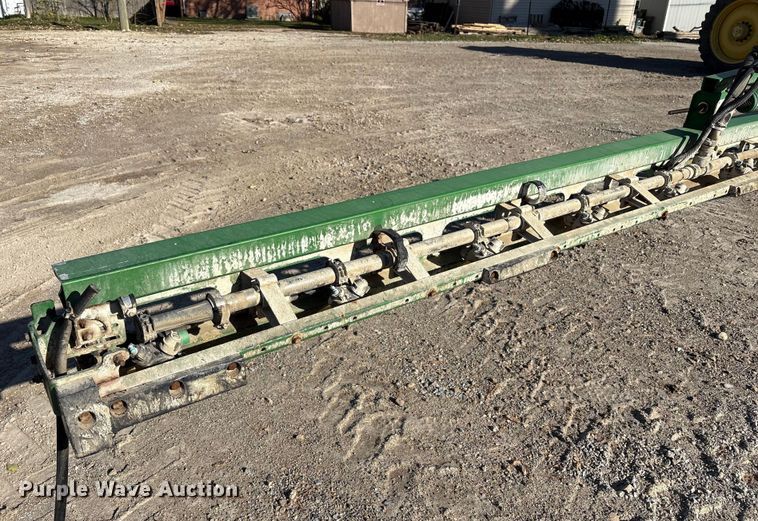 image for item FK1008 2016 John Deere R4038 sprayer