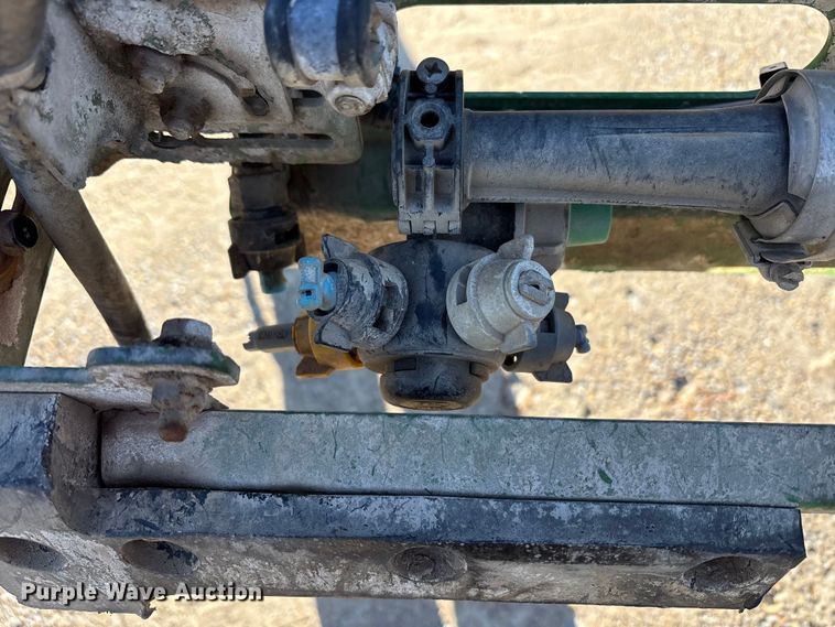 image for item FK1008 2016 John Deere R4038 sprayer