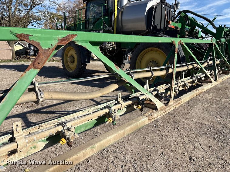 image for item FK1008 2016 John Deere R4038 sprayer