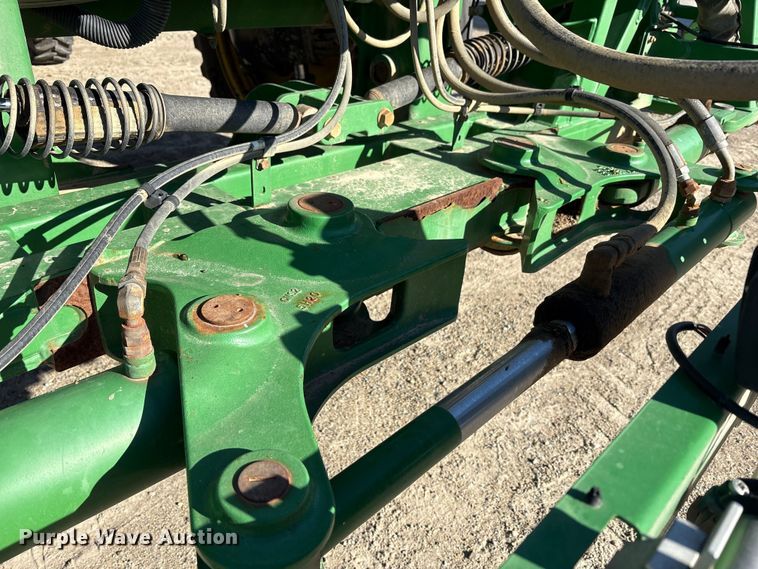 image for item FK1008 2016 John Deere R4038 sprayer