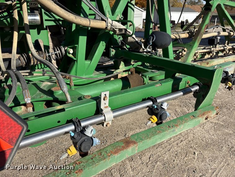 image for item FK1008 2016 John Deere R4038 sprayer