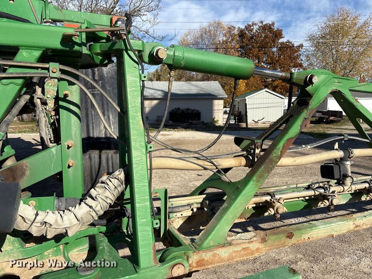 image for item FK1008 2016 John Deere R4038 sprayer