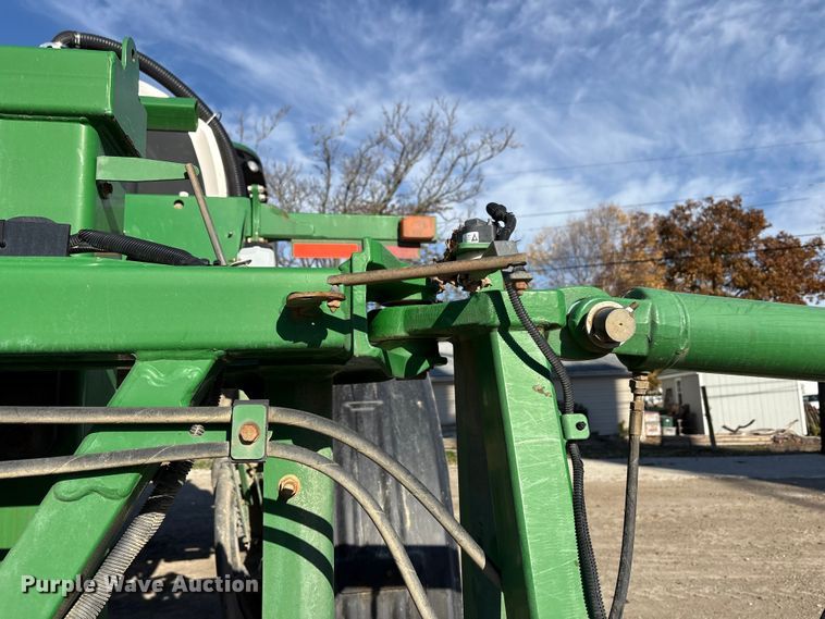 image for item FK1008 2016 John Deere R4038 sprayer