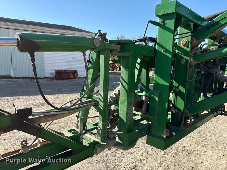 image for item FK1008 2016 John Deere R4038 sprayer