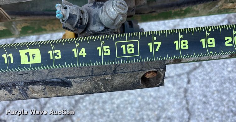 image for item FK1008 2016 John Deere R4038 sprayer