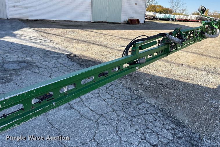 image for item FK1008 2016 John Deere R4038 sprayer