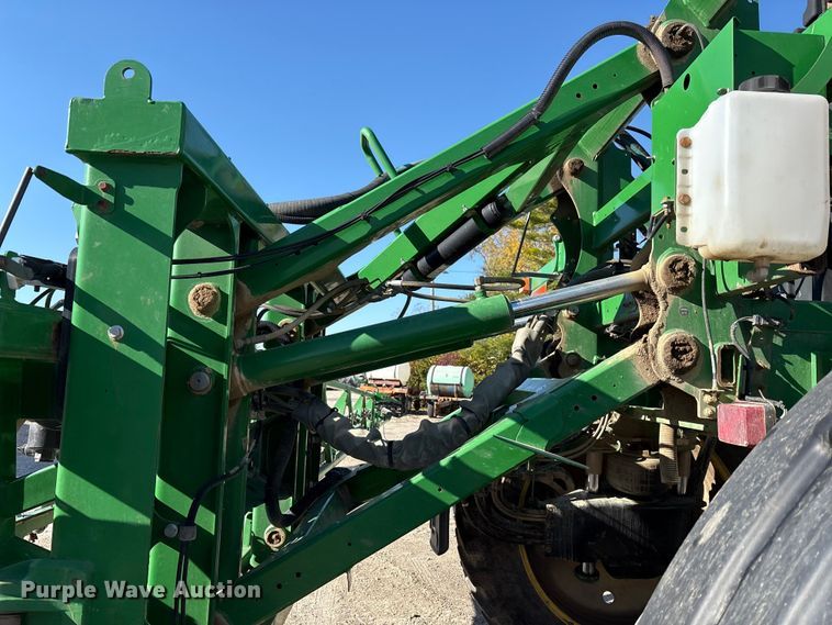 image for item FK1008 2016 John Deere R4038 sprayer