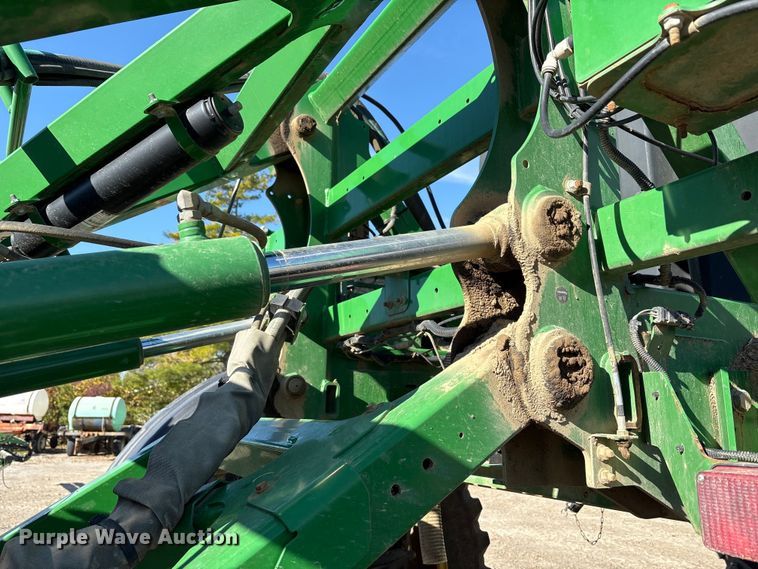 image for item FK1008 2016 John Deere R4038 sprayer