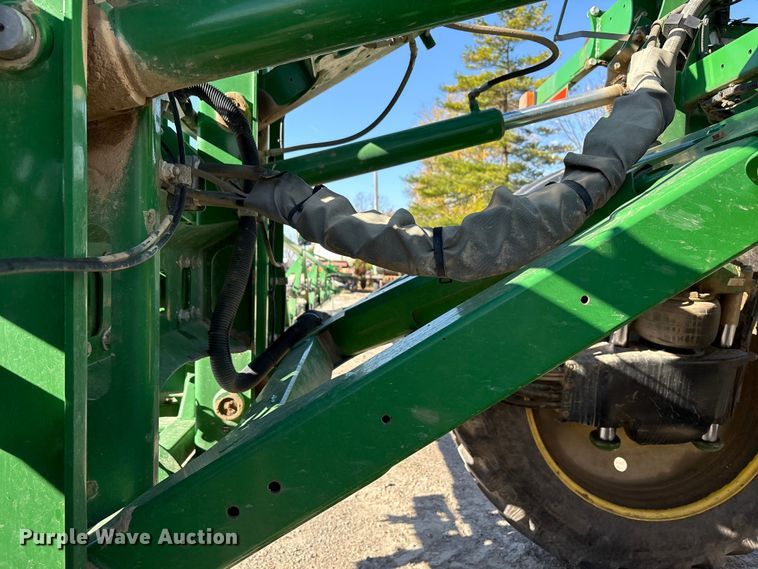 image for item FK1008 2016 John Deere R4038 sprayer