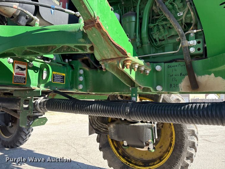 image for item FK1008 2016 John Deere R4038 sprayer