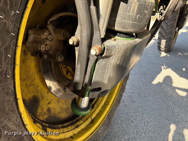 image for item FK1008 2016 John Deere R4038 sprayer