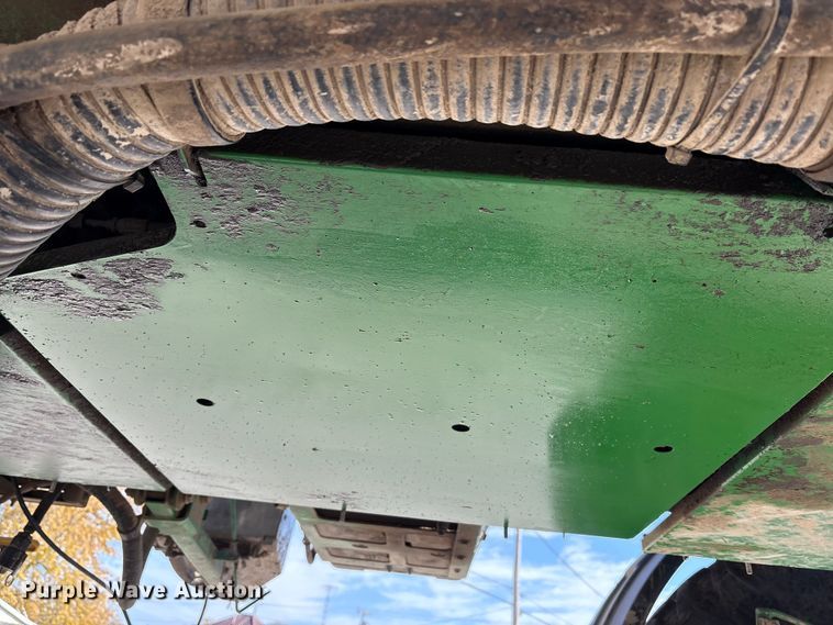 image for item FK1008 2016 John Deere R4038 sprayer