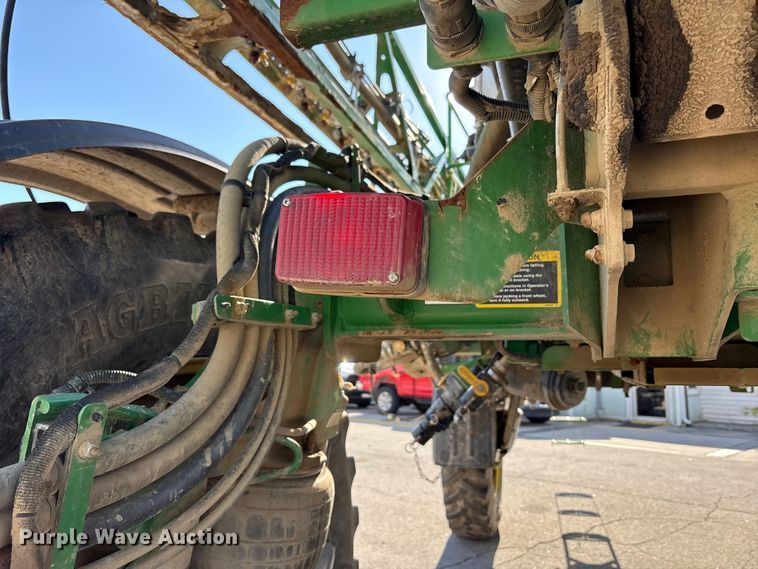 image for item FK1008 2016 John Deere R4038 sprayer