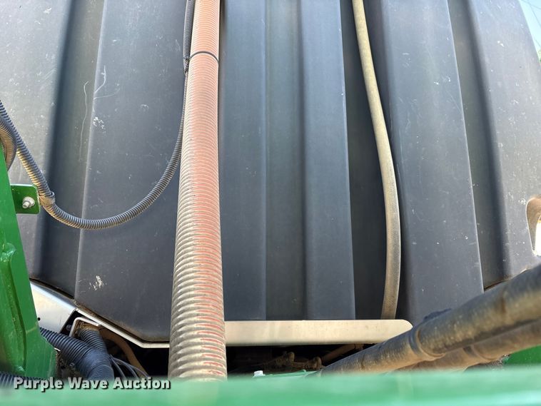 image for item FK1008 2016 John Deere R4038 sprayer