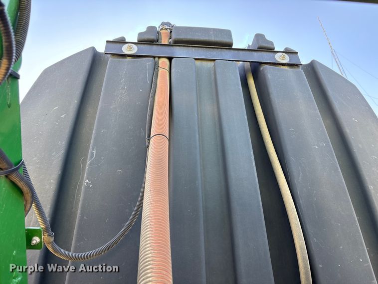 image for item FK1008 2016 John Deere R4038 sprayer