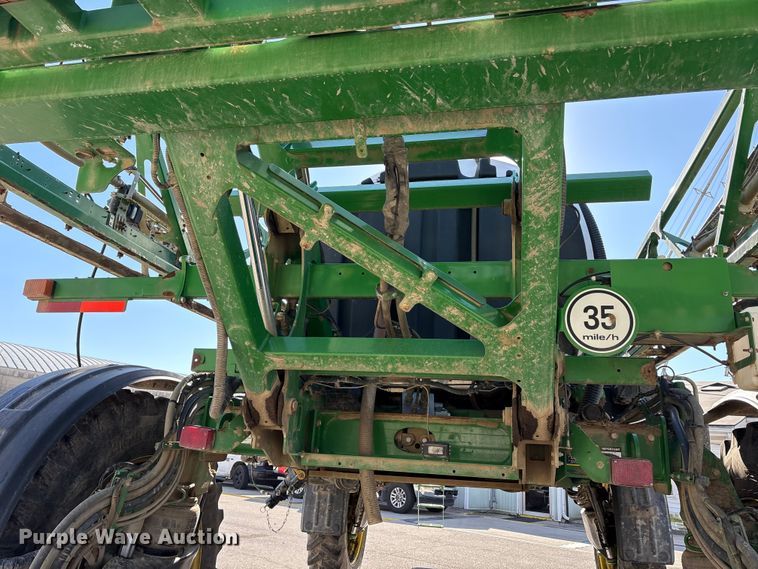image for item FK1008 2016 John Deere R4038 sprayer
