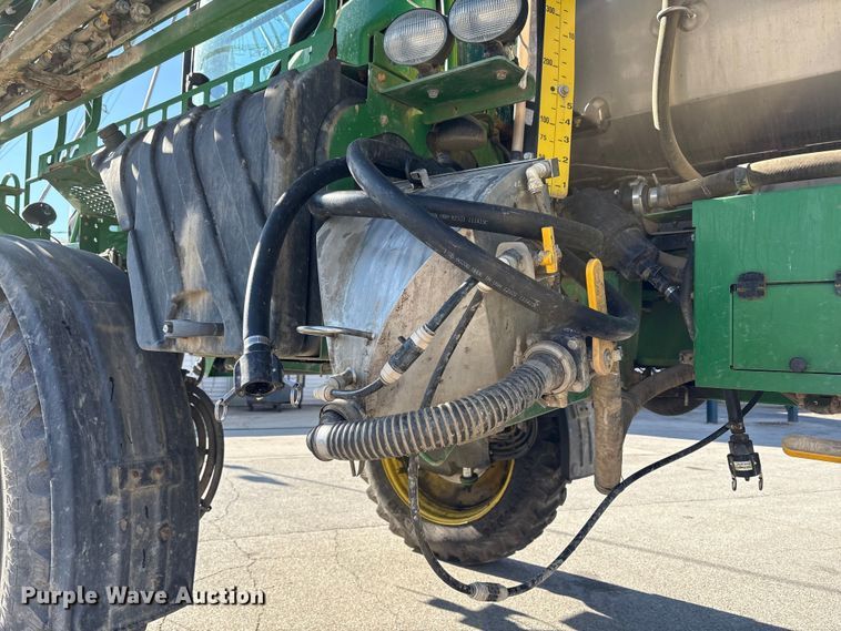 image for item FK1008 2016 John Deere R4038 sprayer