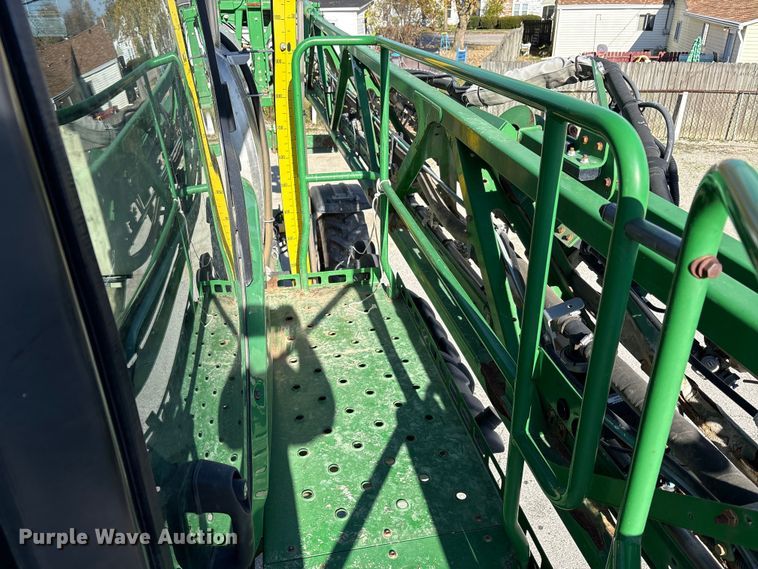 image for item FK1008 2016 John Deere R4038 sprayer