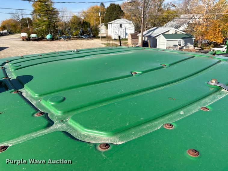 image for item FK1008 2016 John Deere R4038 sprayer