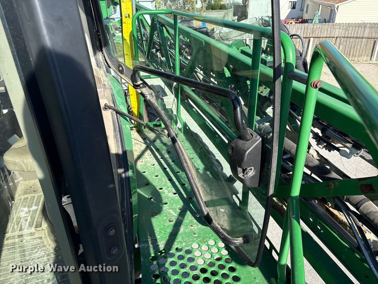 image for item FK1008 2016 John Deere R4038 sprayer