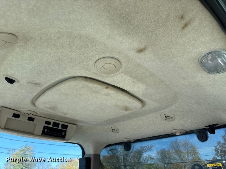 image for item FK1008 2016 John Deere R4038 sprayer